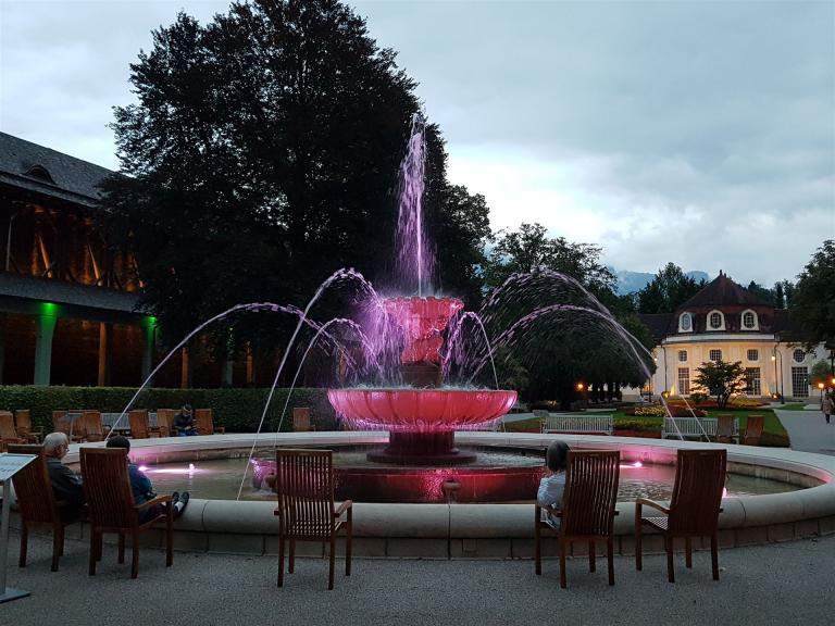 AlpenSoleSpringbrunnen im Königlichen Kurgarten